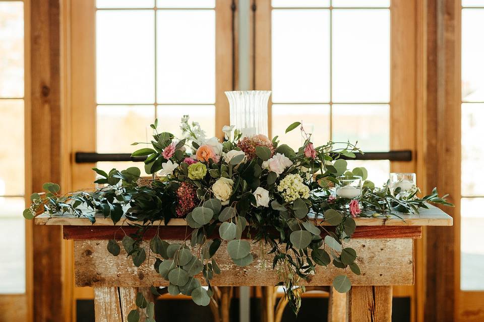 Sweetheart table