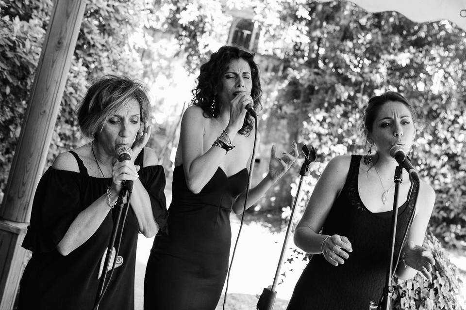 Vocal trio for ceremony