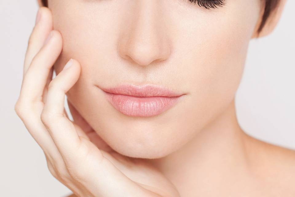 Jennifer Beverly makeup & styling