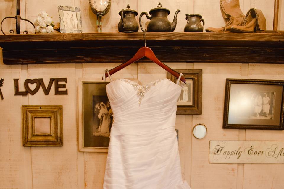 Vintage brides room