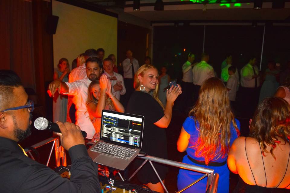 Elite DJ Service