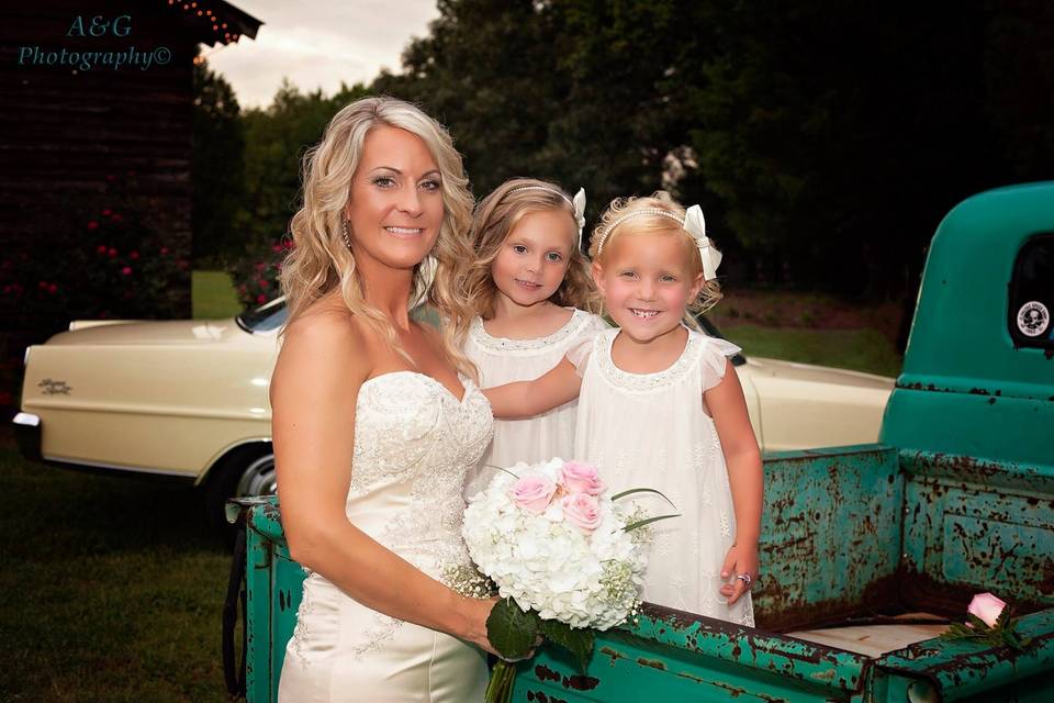 The bride and the flower girl