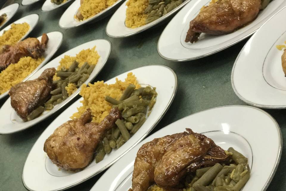 Bake Chicken Yellow rice And String Beans