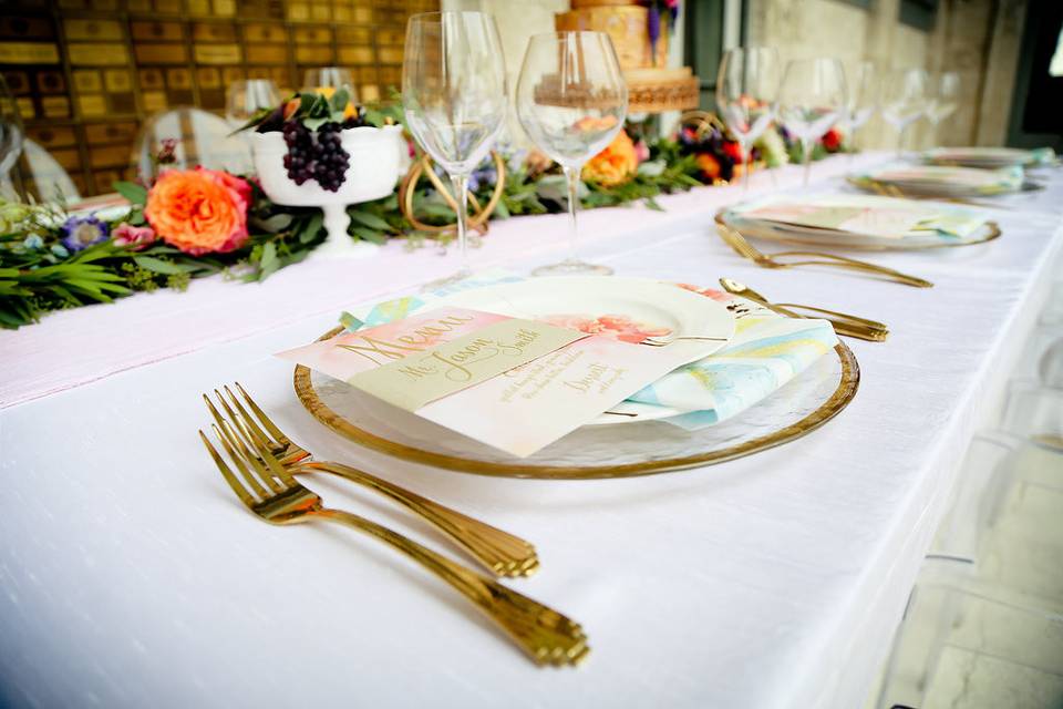 Gold cutlery and table decor
