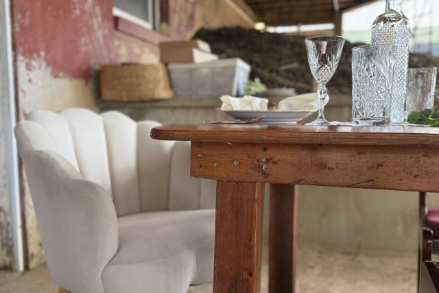 Wood Lily Vintage Rentals