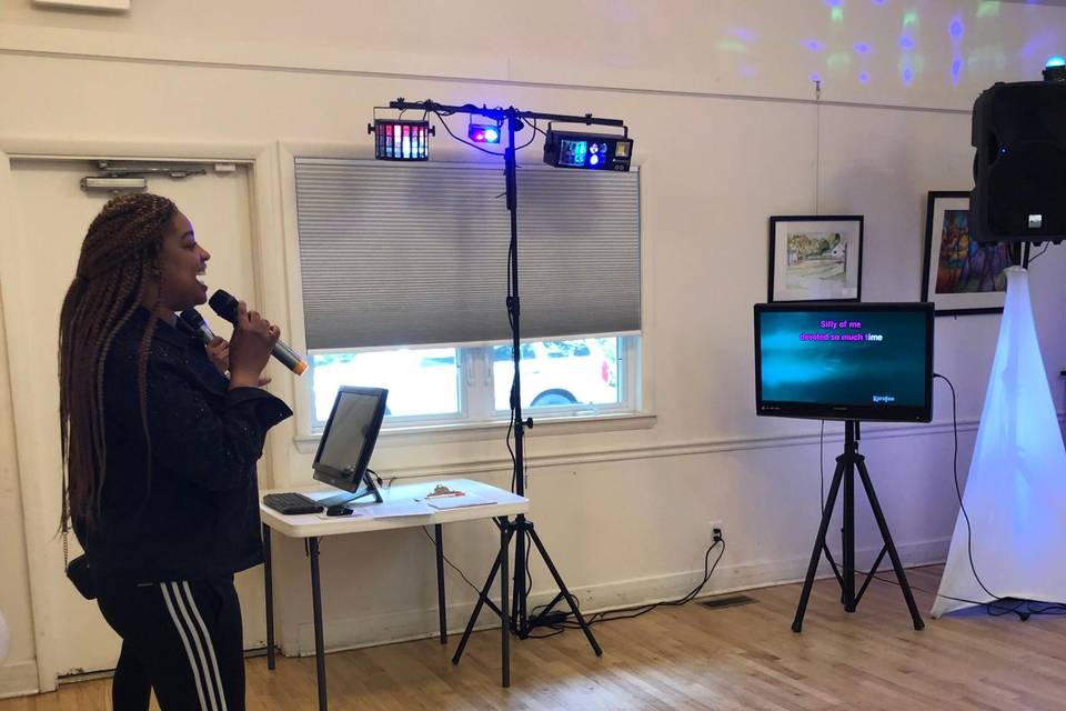 Karaoke at open house party