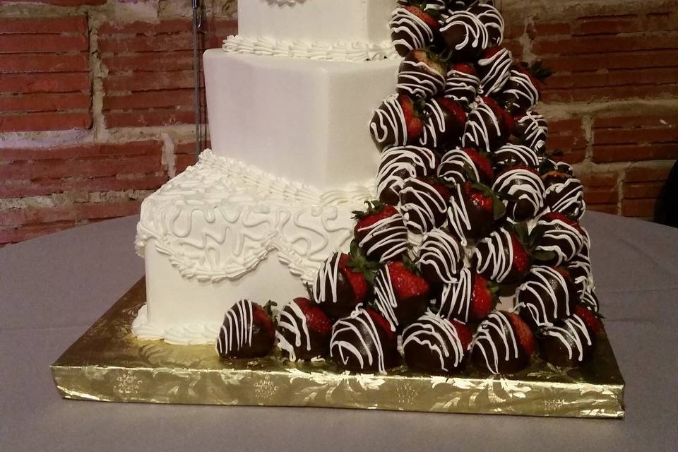 2 halved wedding cake