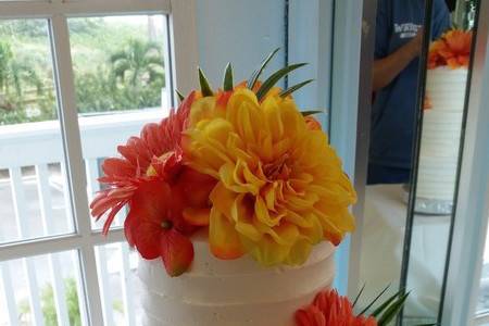 Beautiful summer or autumn wedding cake.