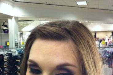 DARIANE NEWBY MAKEUP ARTIST