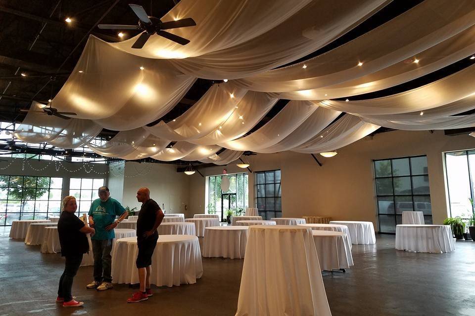 Linear ceiling drape with Ivory Panels