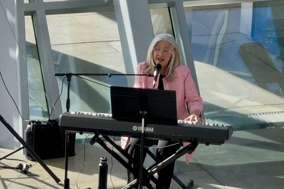 Julie Hufstetler Music