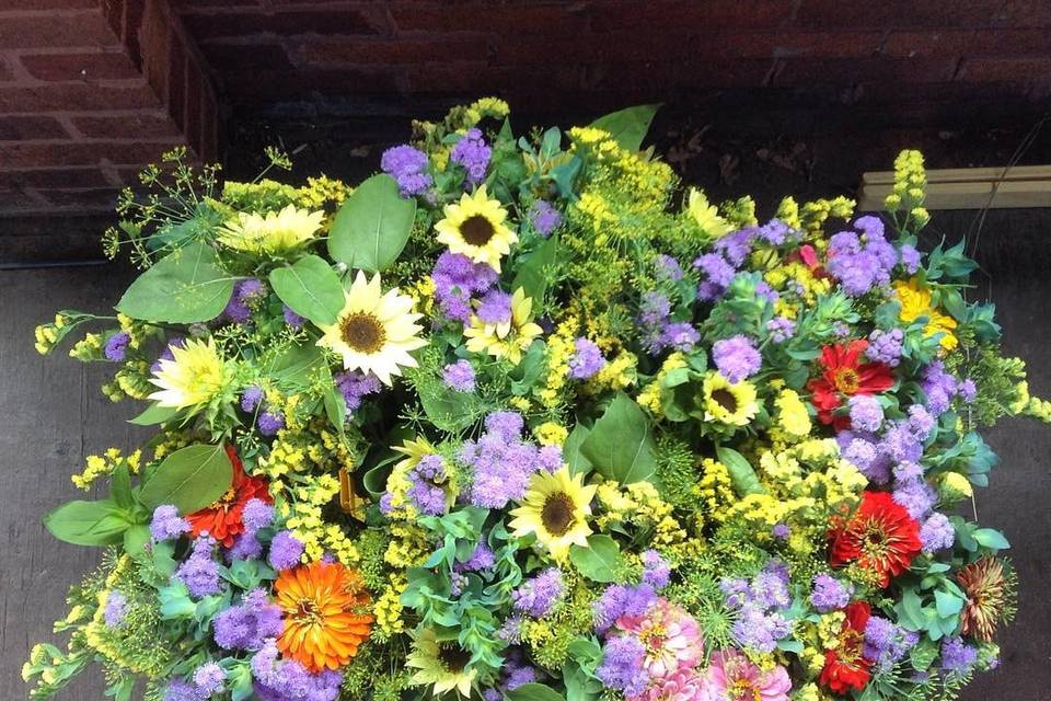 Csa bouquets with farm-fresh flowers.