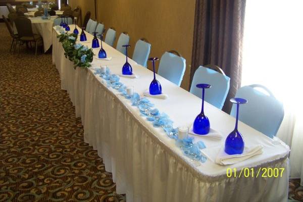 Head Table Setup