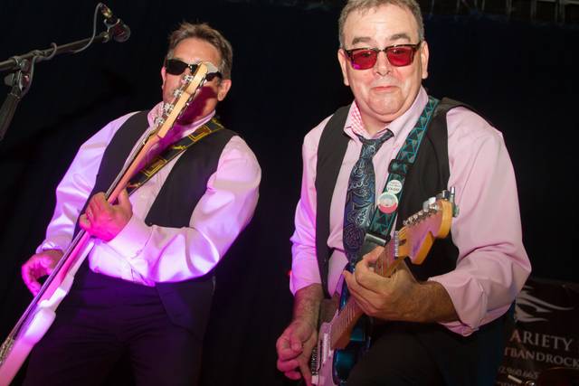Element Dance Variety Band / DJ
