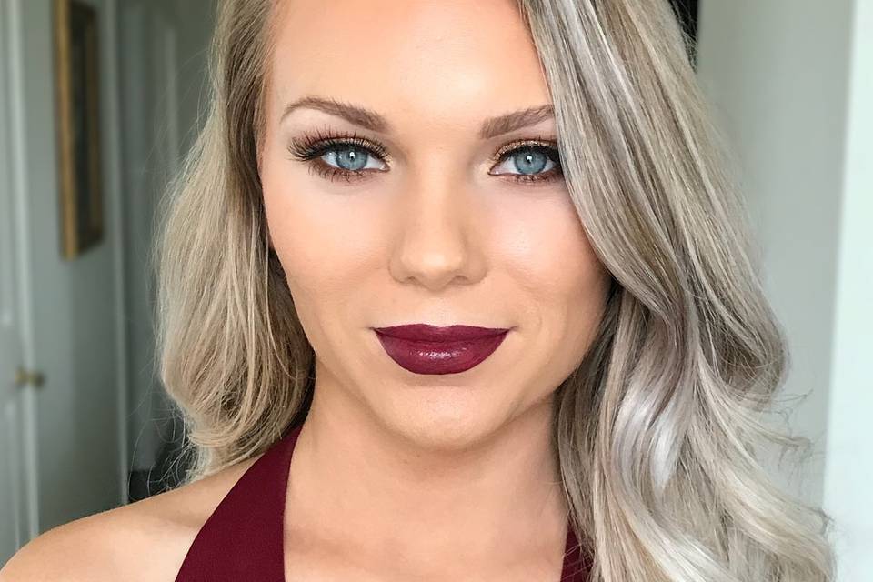 Bold lip