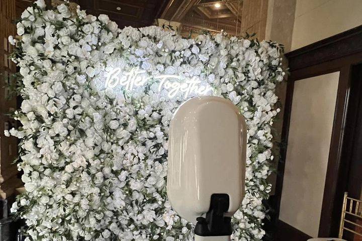 Flower wall