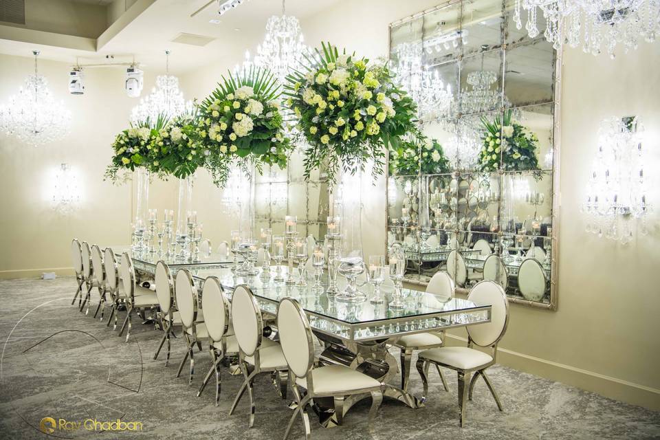 Prestige Room Table Decor