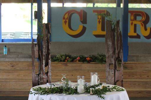 Sweetheart Table