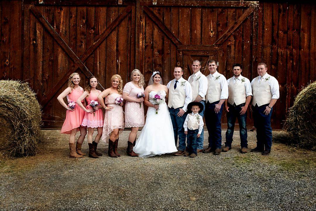 Barn & Farm Weddings in Brockway, PA - Reviews for Venues Rockwood Barn Wedding