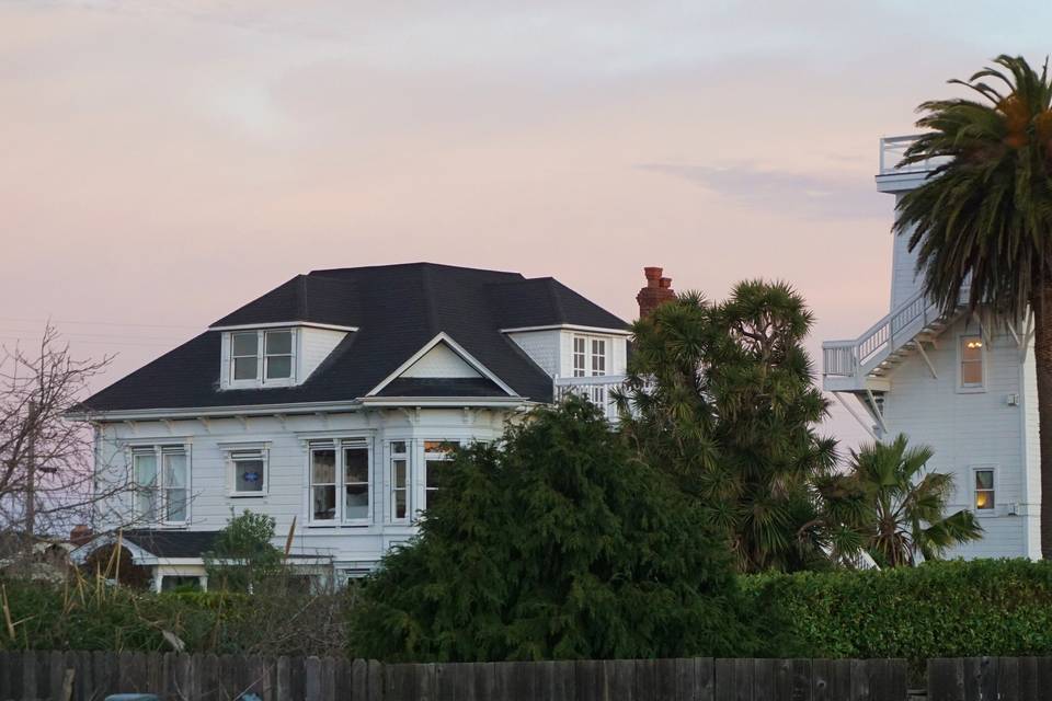 Weller House mansion and water tower, seen from southeast