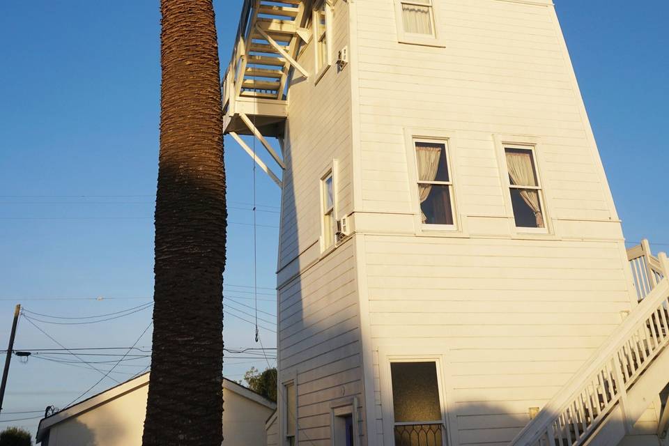 Weller House water tower with guest rooms and observation deck with 360 view (the high point in town)