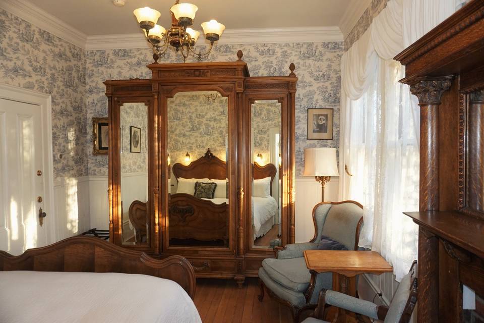 Weller House, Lily room with Queen bed, wood burning fireplace, and shower