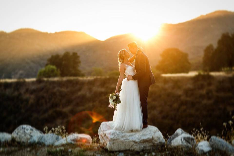 Oak-Glen-Wedding-Photographer