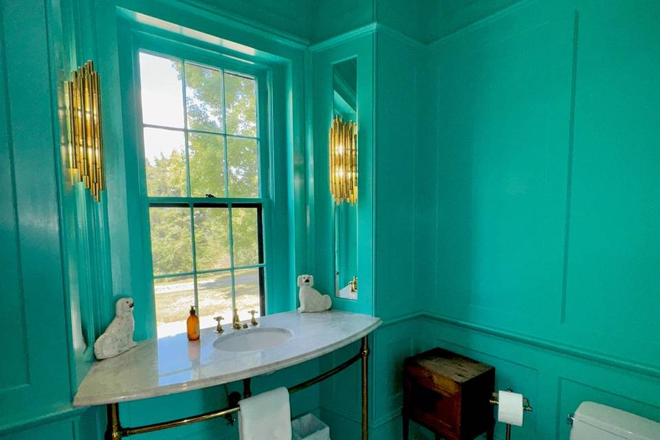 Powder room