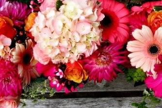 A Special Touch Flowers & Gifts