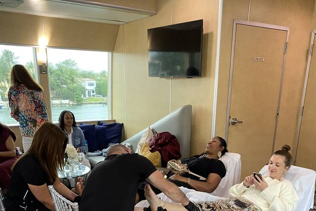 Stiletto Foot Massages