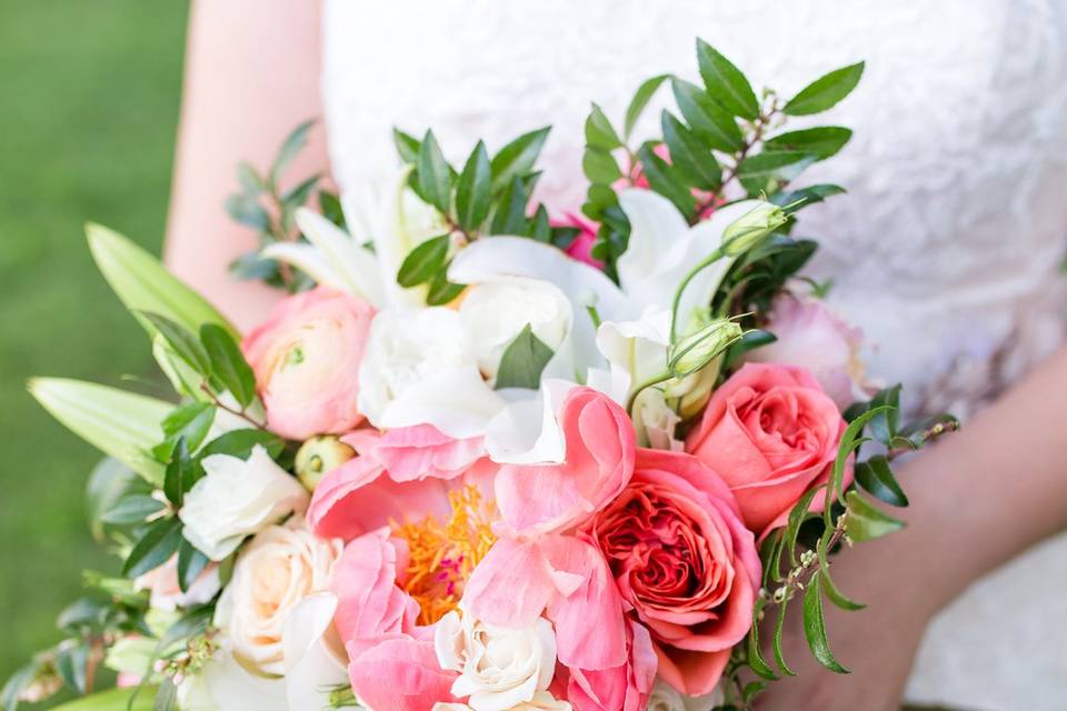 Vibrant bouquet - Shelby Dickinson Photography