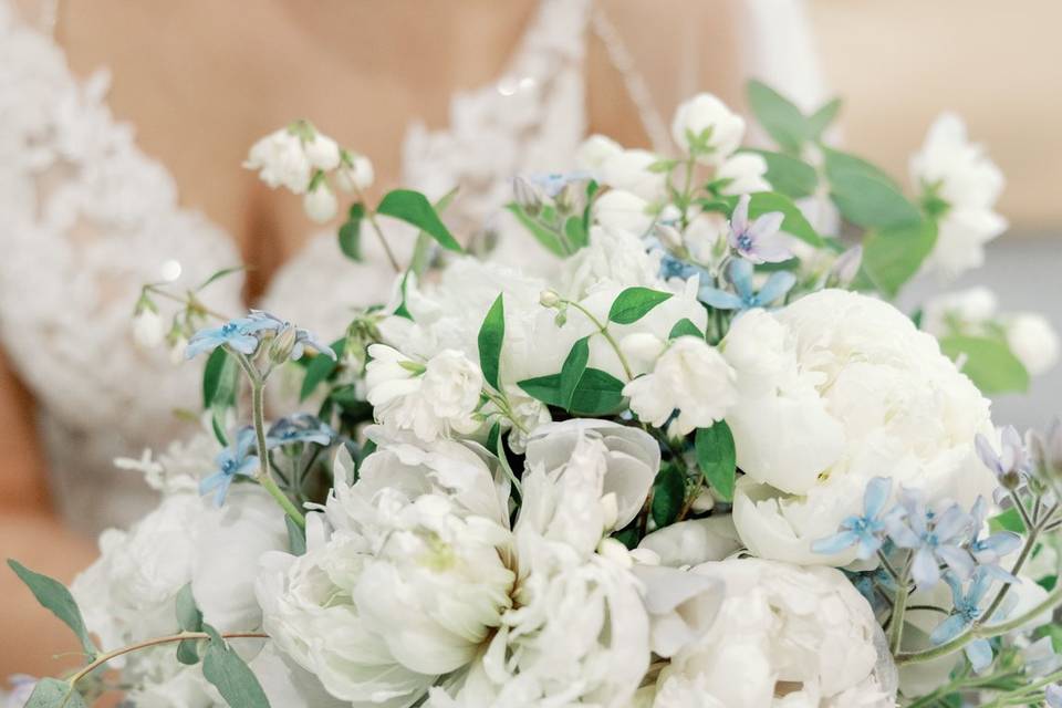 Stunning wedding florals