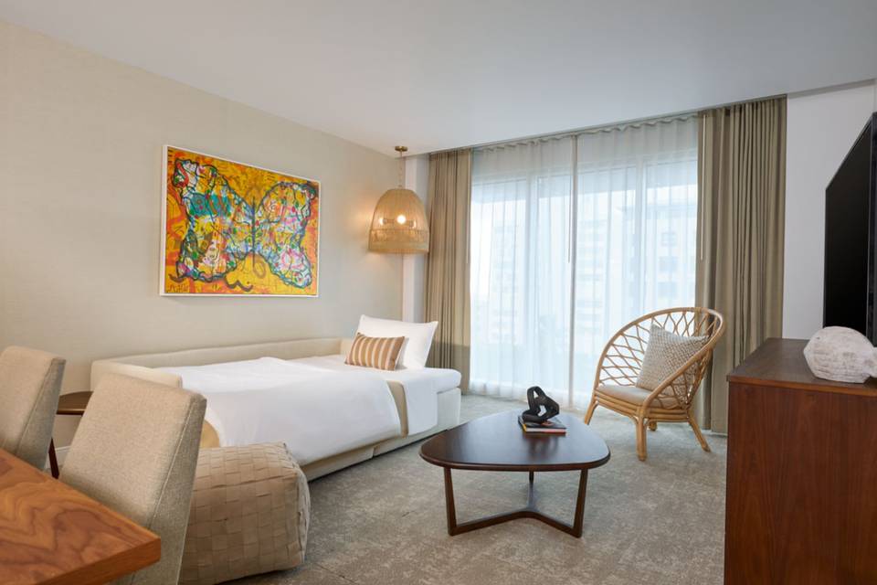 One Bedroom Apartment