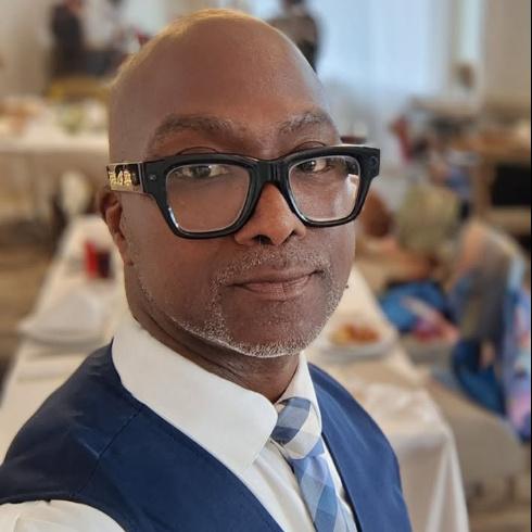 Steve Gholston