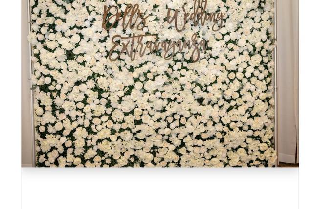 White flower wall