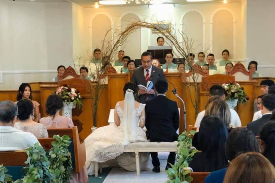 Ceremony Garland & Floral