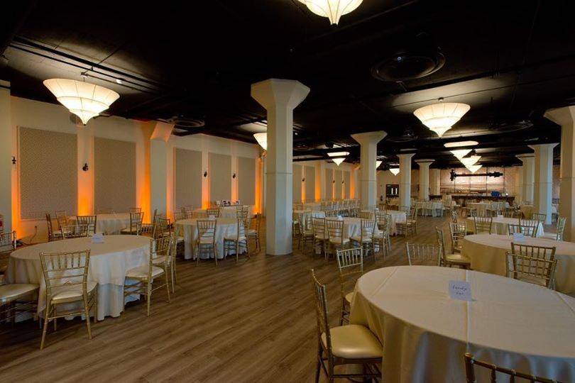 Warm uplighting for reception