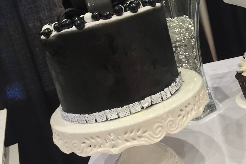Elegant black cake