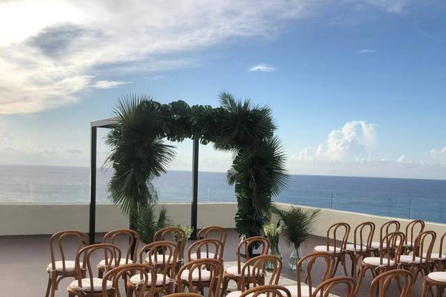 Outdoor ceremony option