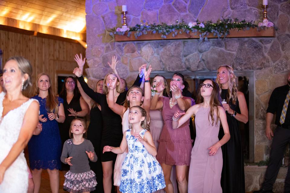 Bouquet toss