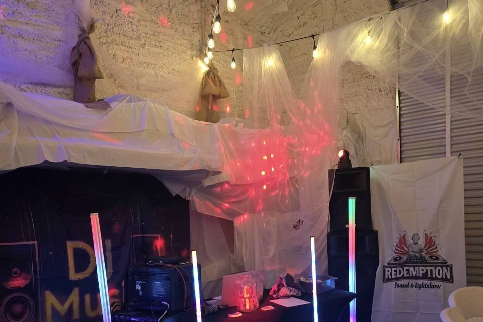Dj table