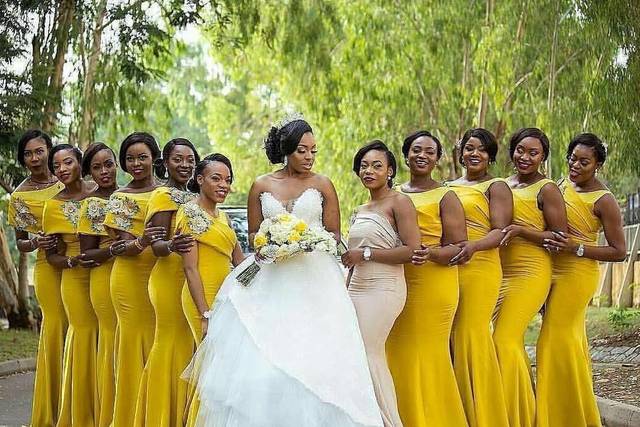 The bride with her bridesmaids