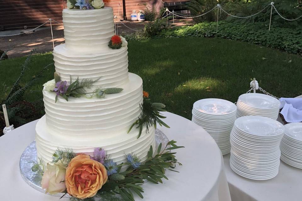 4-tier wedding cake