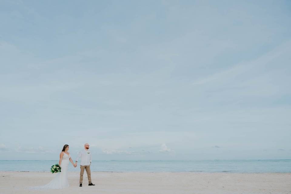 Romance by the water’s edge, t