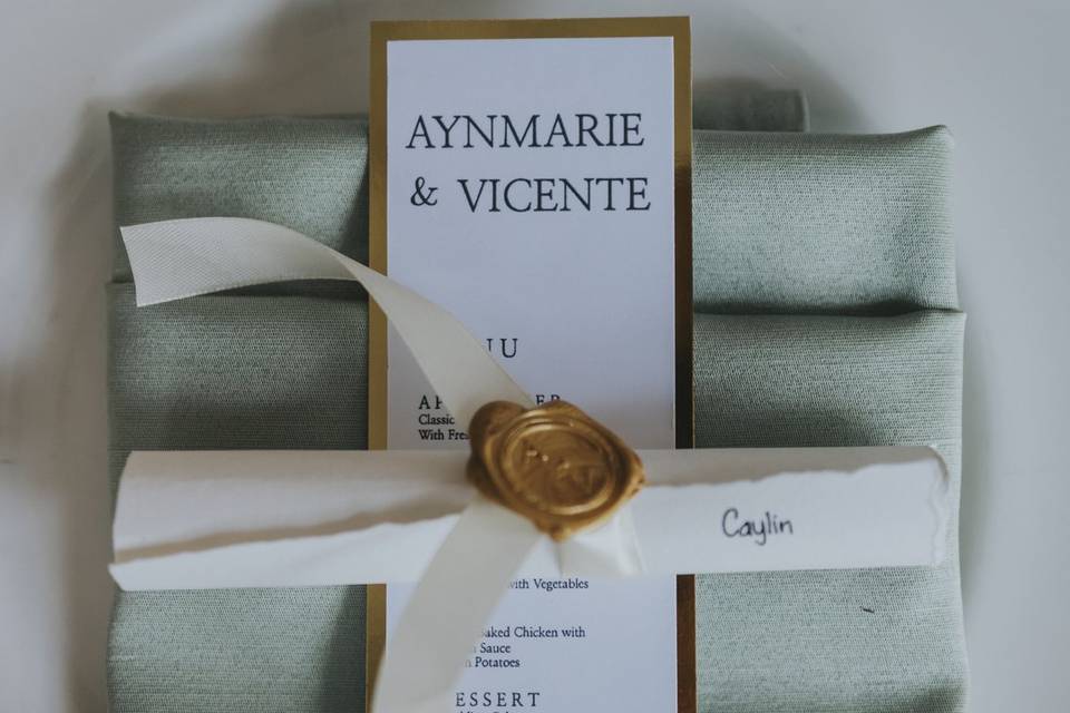 Invitation and rings detail