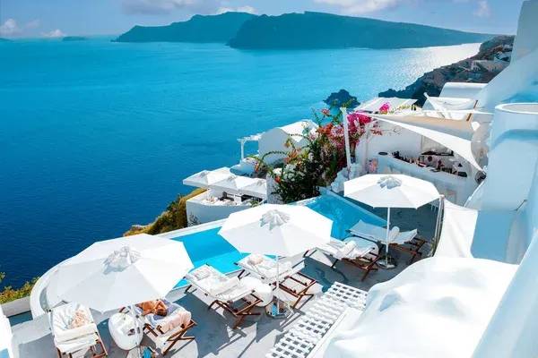 FareNia Travels