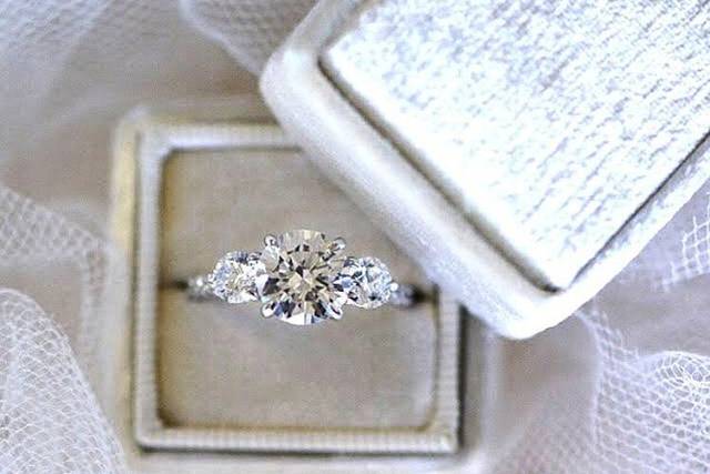Lady Di Princess Cut Brilliant Diamond Bridal Set - Anthony's Jewelers - RI