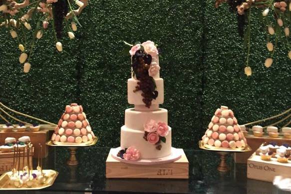 Wedding cake and desserts