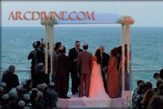 ArcDivine.com :: Miami Acrylic Chuppah Wedding Canopy Arch Rental Plastic Clear Glass