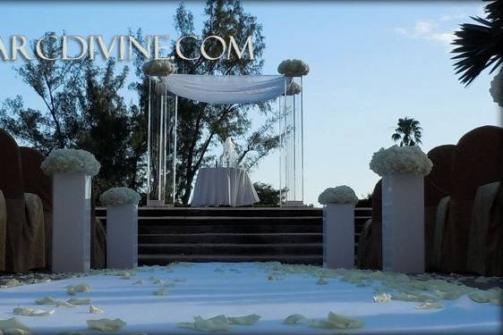 ArcDivine.com :: Miami Acrylic Chuppah Wedding Canopy Arch Rental Plastic Clear Glass